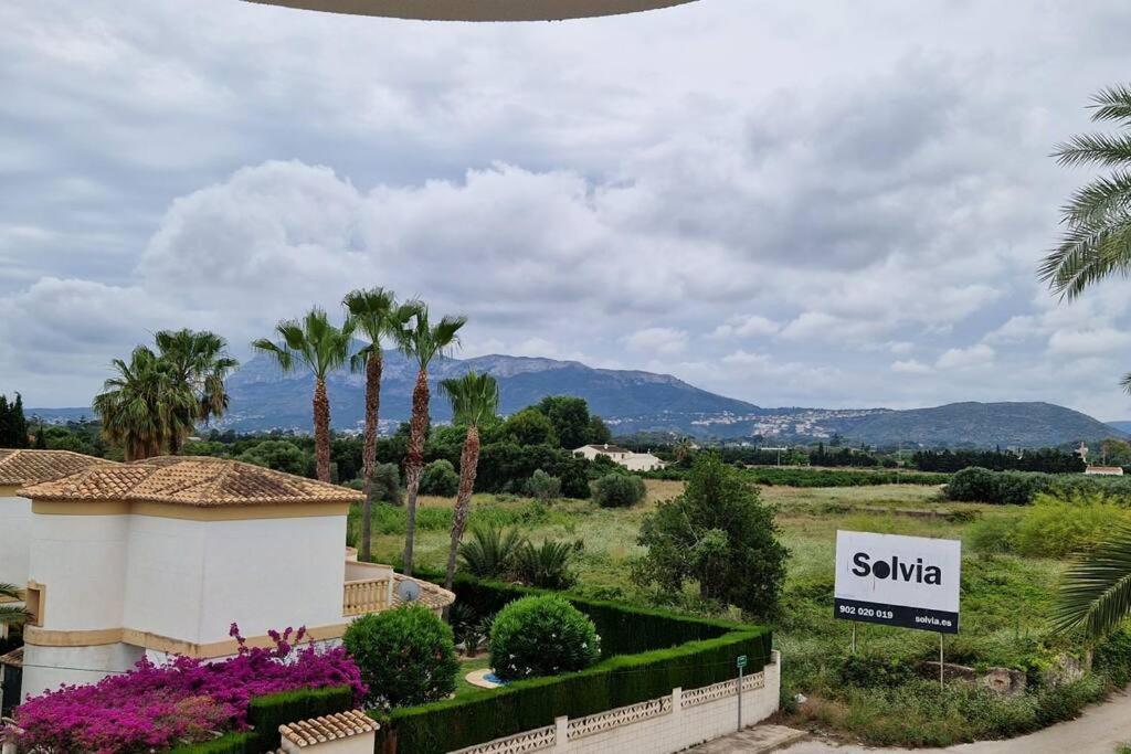 En Denia, Urbanizacion El Palmar Con Piscina, Toboganes Y Chiringuito *