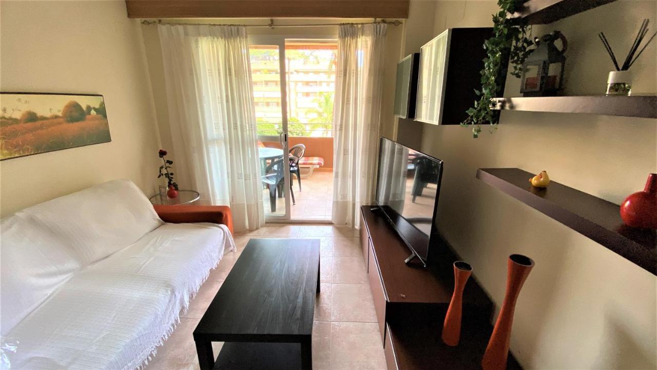 Puerto Vybdenia * Dénia