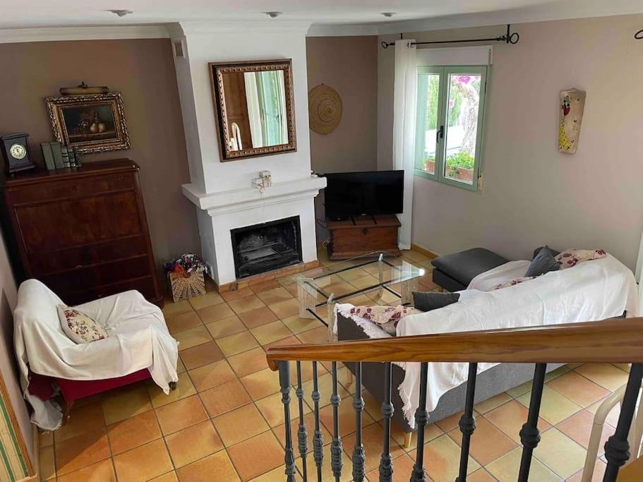Familiar En La Montana, Con Acceso A Piscina Holiday home Denia
