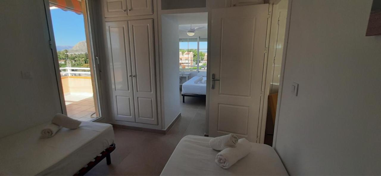 Apartamento Atico En Urb Bahia De De Vacaciones Mar Por Medio *