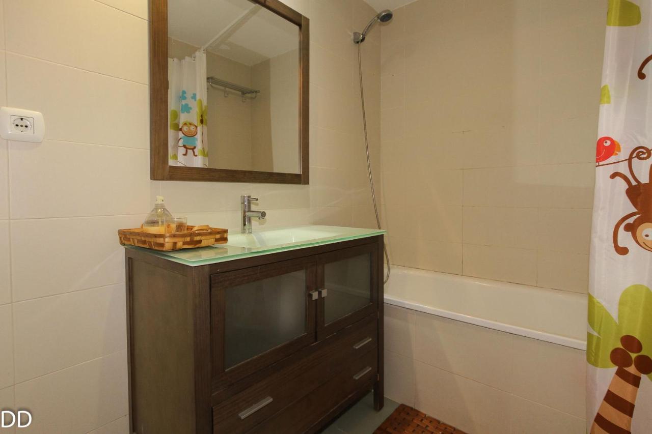 Las Brisas Apartment *