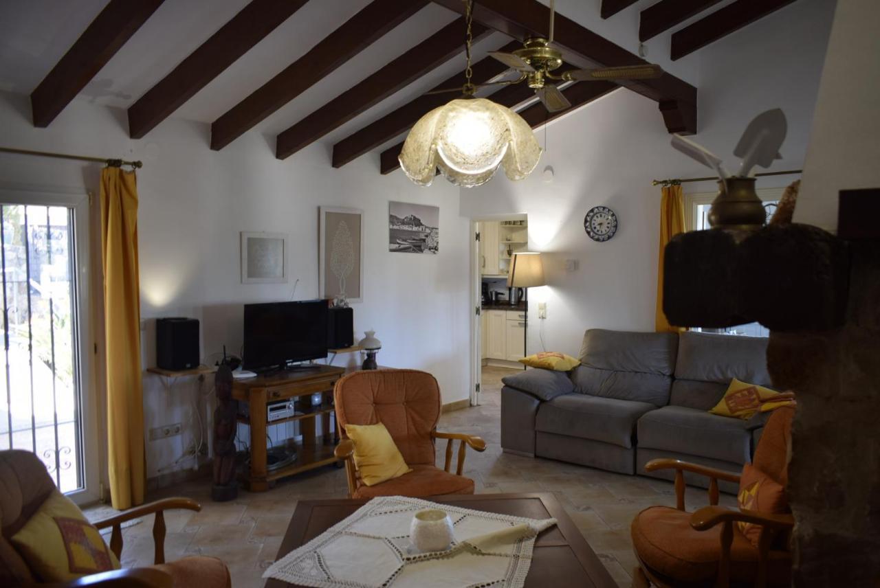 Chalet Anacasa Con Piscina Montgo Ch3215 Denia