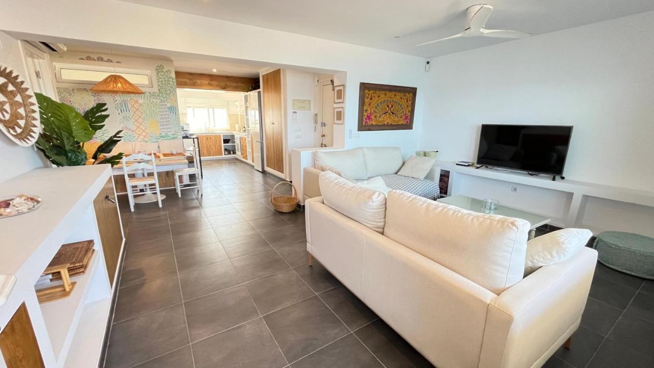 Apartamento Atico En Primera Linea De Playa By El Conserje Dénia
