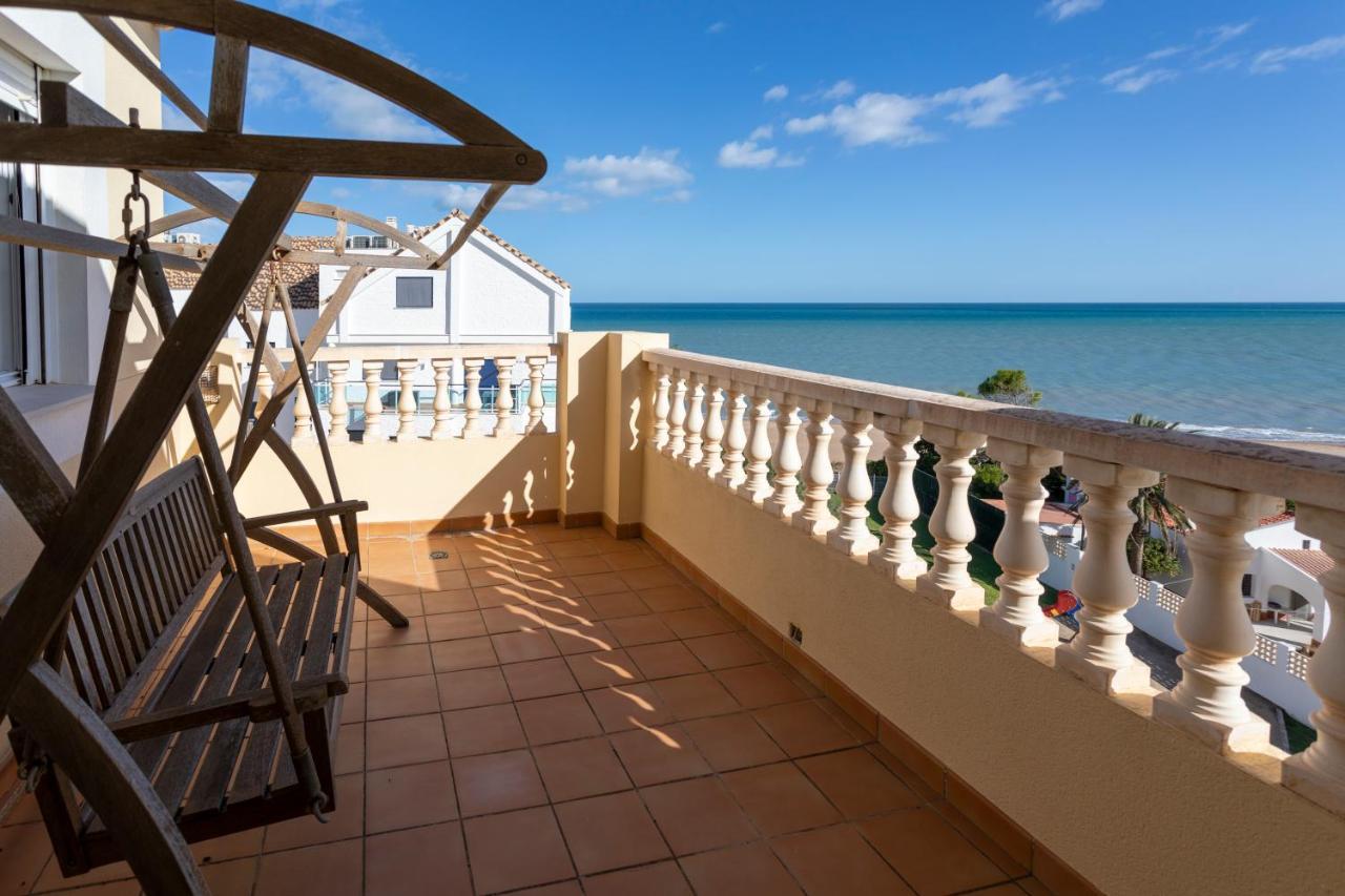 Apartamento Caleta, Atico, 3 Frente Al Mar, By Bookindenia