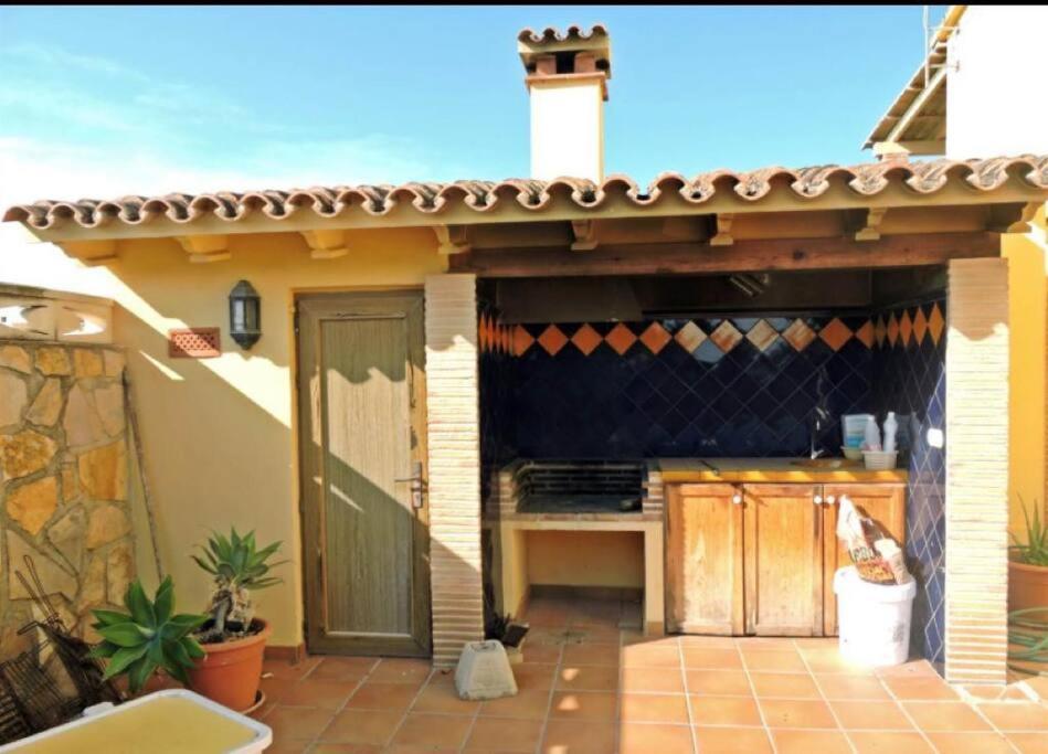 Piscina Climatizada Privada En Chalet Denia