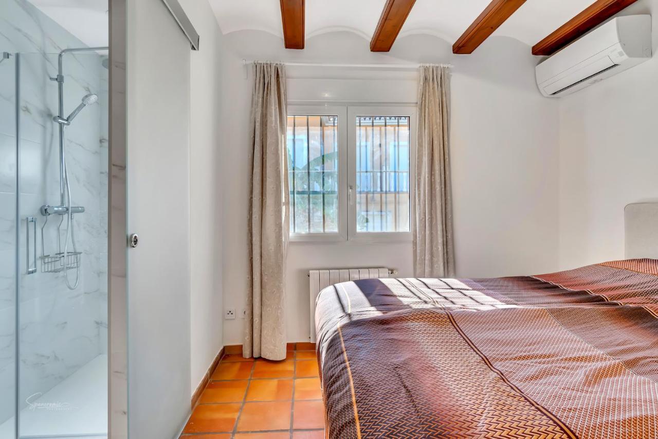 Pura Vida * Denia