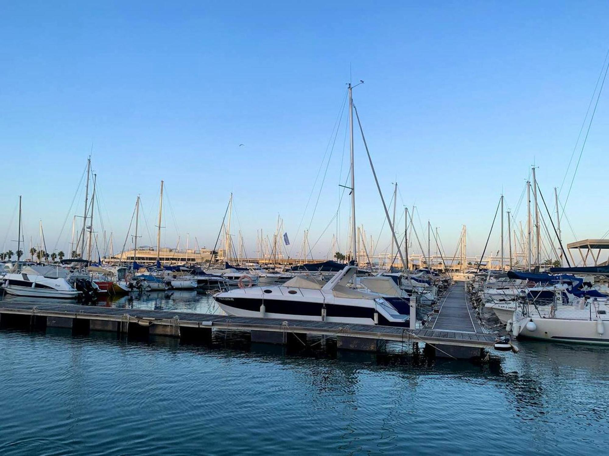 Charming In With Shared Pool 45m² Apartment *