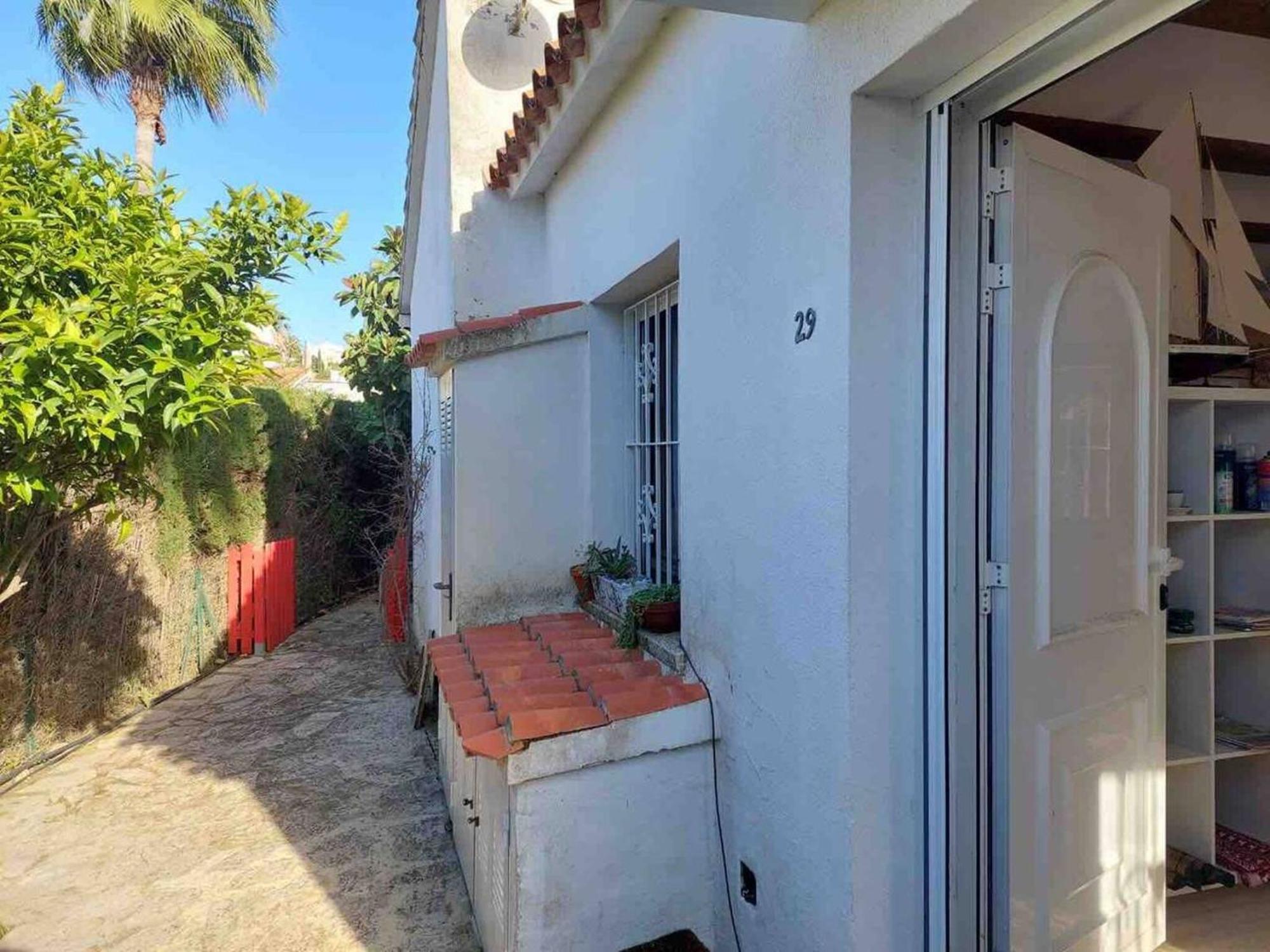 Сasa de vacaciones 2 Bedrooms House With Shared Pool Terrace And Wifi At 2 Km Away From The Beach