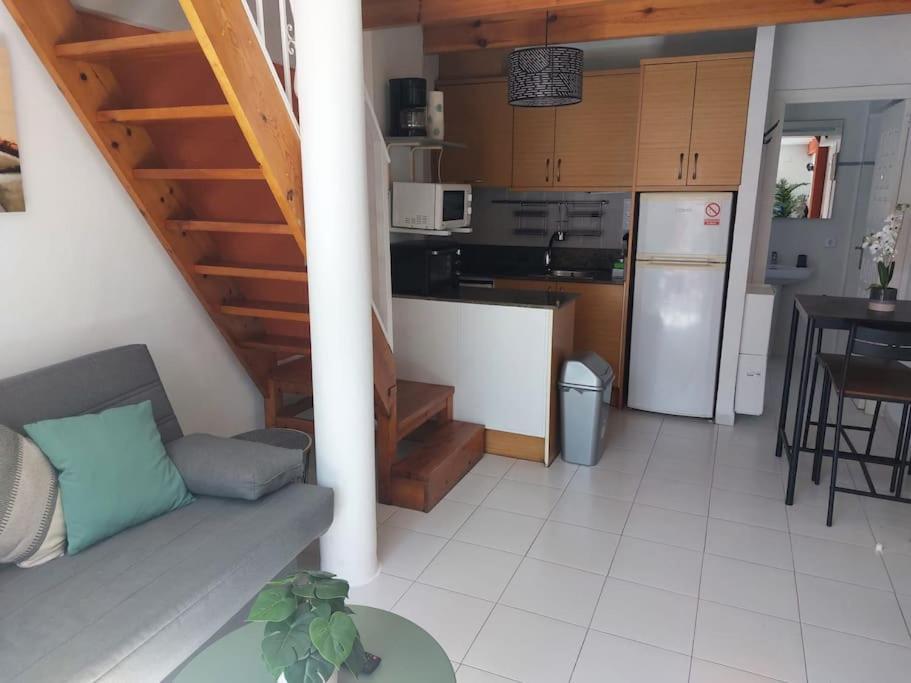Tipo Loft Con Vista Al Montgo *