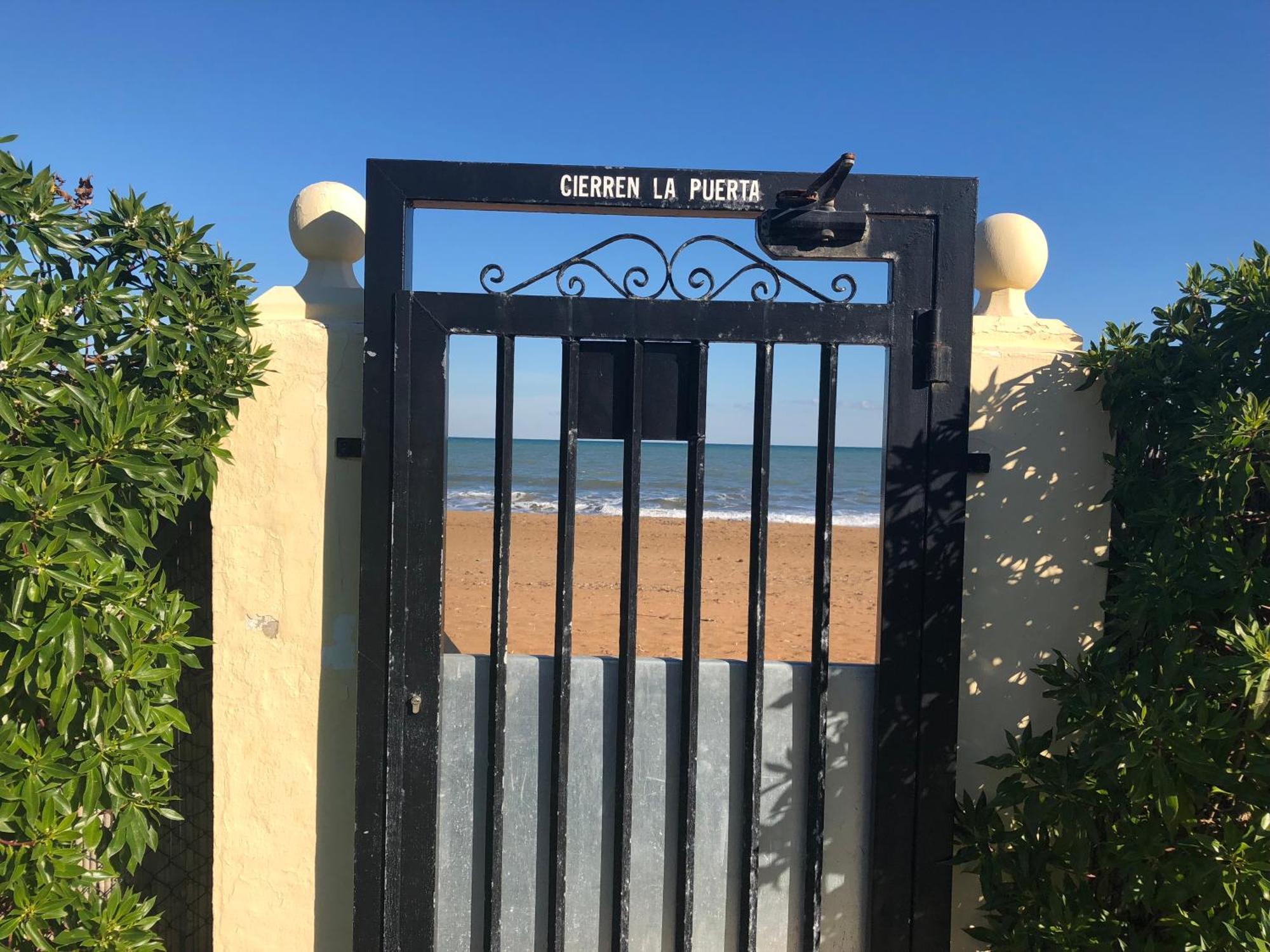 Playa Grande 2 Primera Linea-serviden Apartamento *