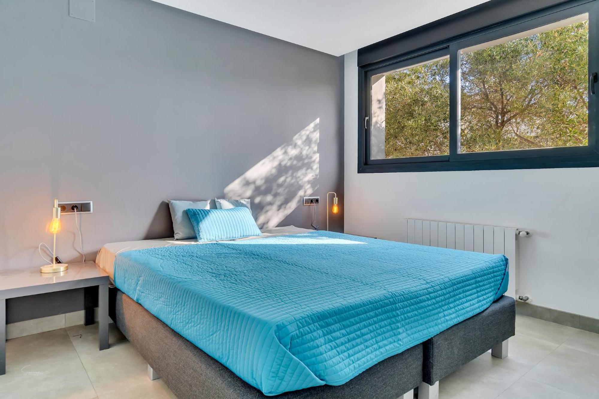 Casa Mieke Modern View Of The Montgo Mountain *