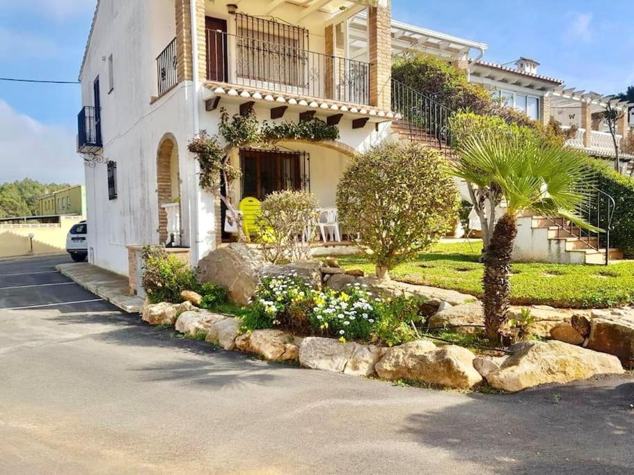 Casa En Con Piscina Y Jardin Denia