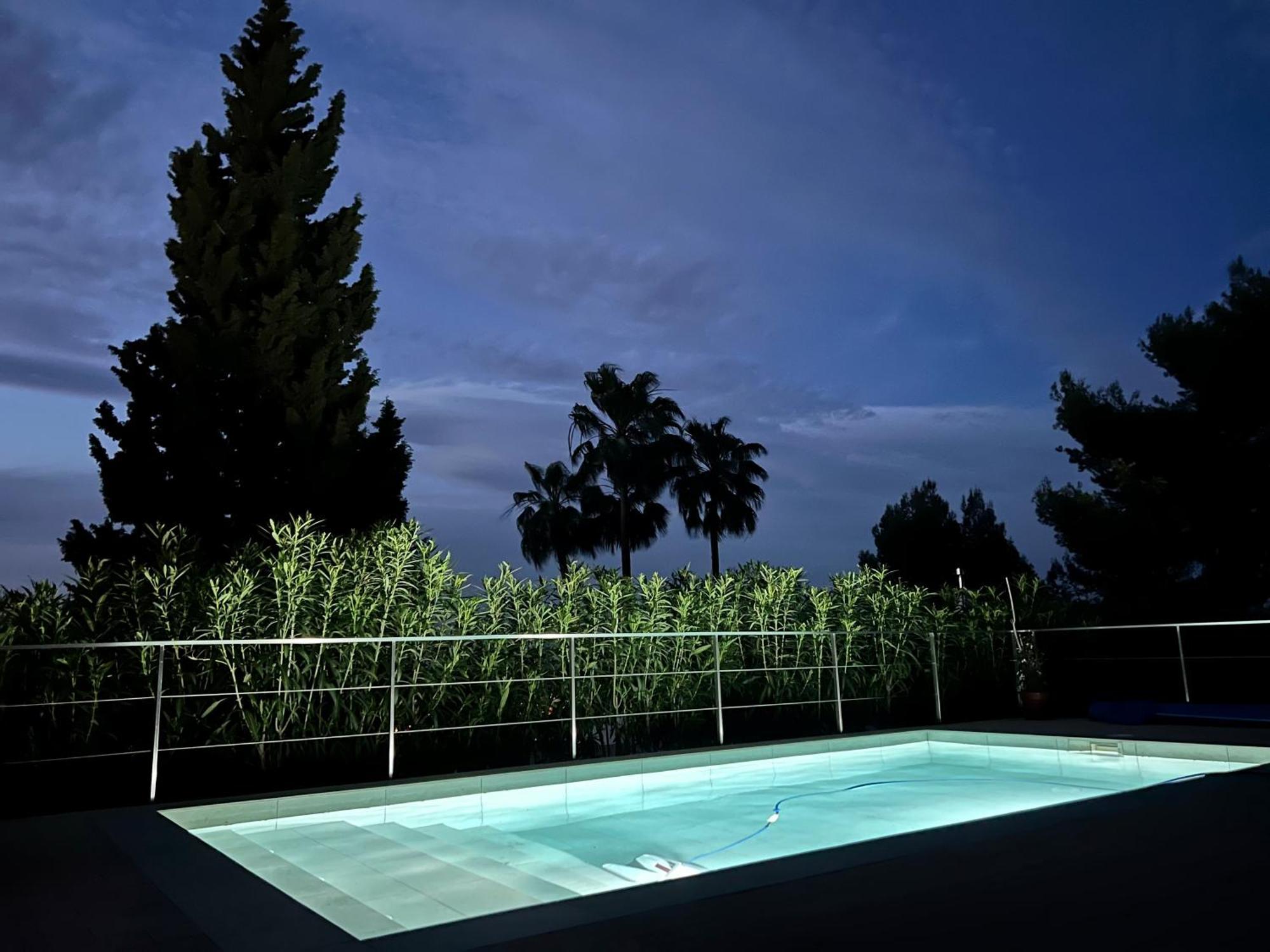 Сasa de vacaciones House With Swimming Pool And Amazing Sea And Mountain Views In Montgo, Dénia