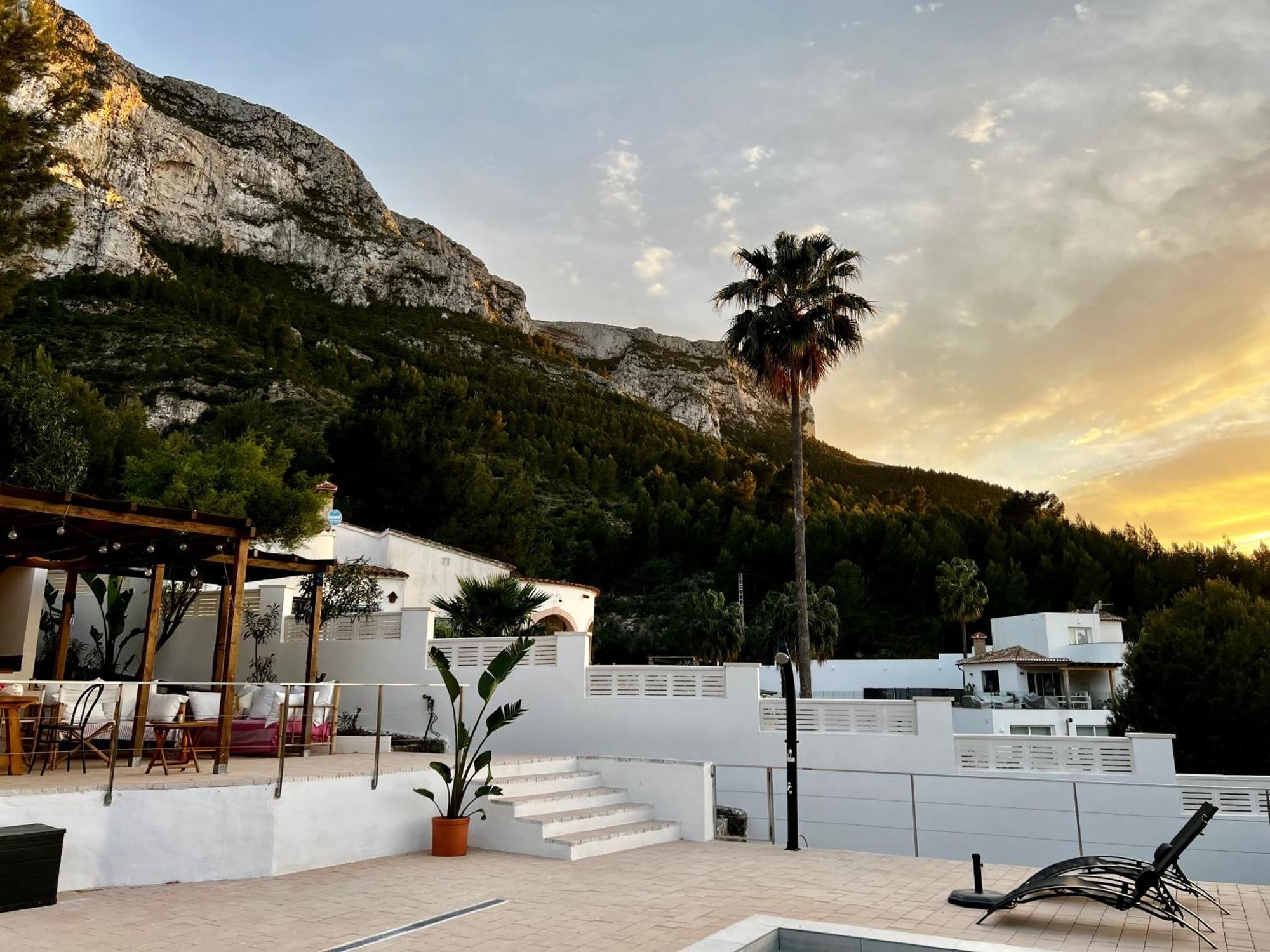 House With Swimming Pool And Amazing Sea And Mountain Views In Montgo, *