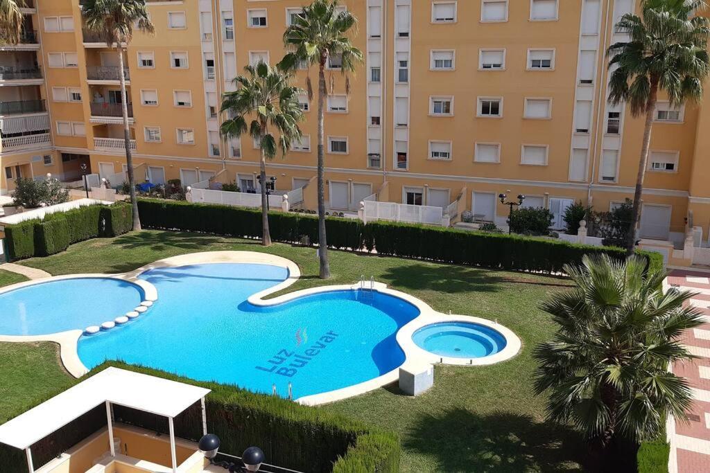 Con Piscina Y Vistas A La Montana Apartment