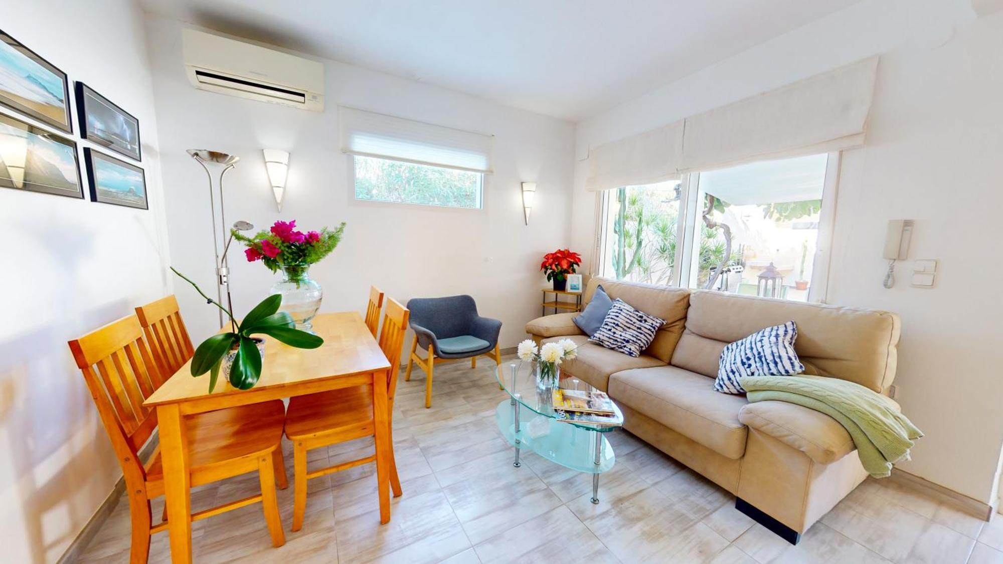 Apartment Net By Family Homes *