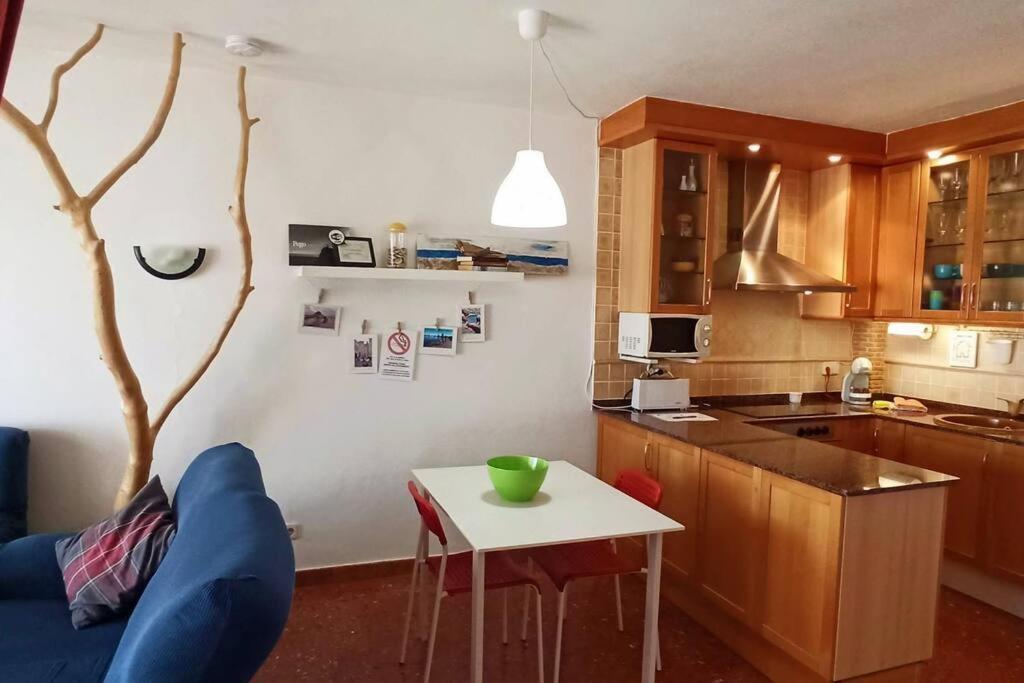 Apartamento Primera Linea De Playa. *