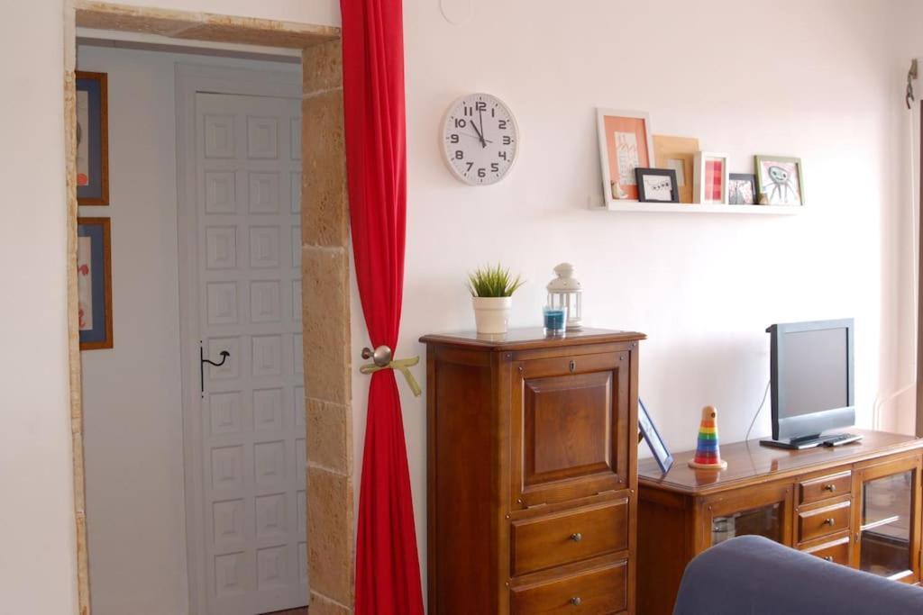 Primera Linea De Playa. Apartamento *