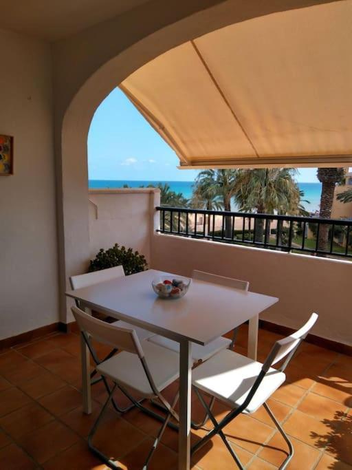 Primera Linea De Playa. Apartamento