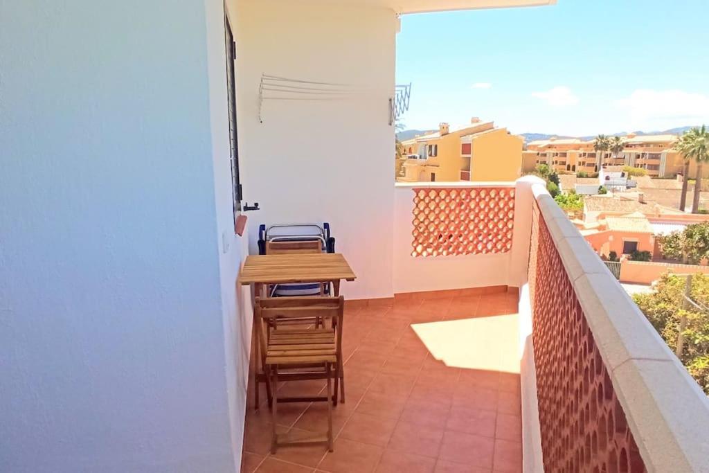 Primera Linea De Playa. Apartamento Dénia