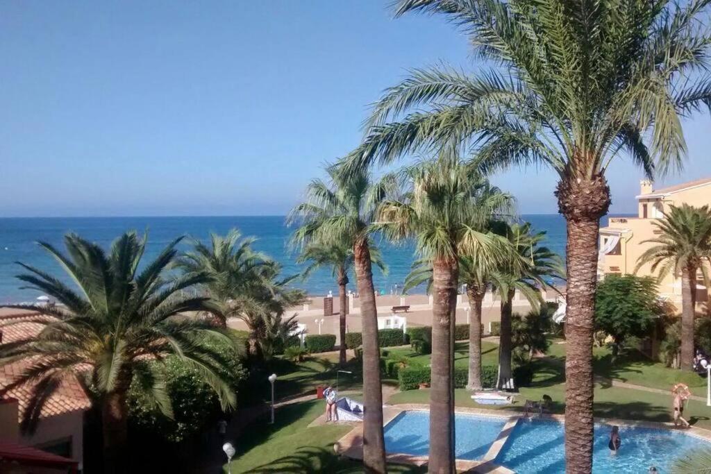 Primera Linea De Playa. Dénia
