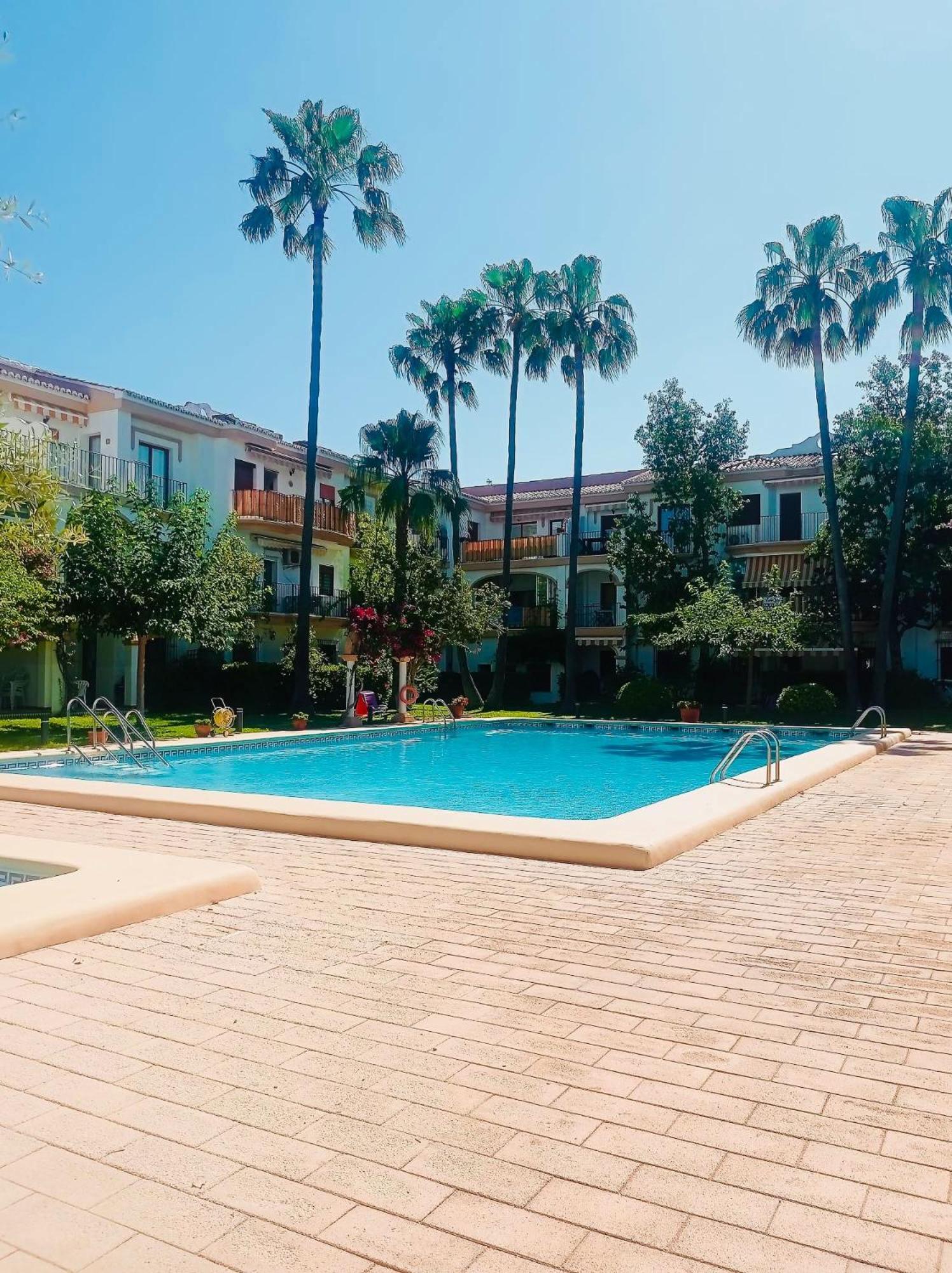 El Patio Apartment *