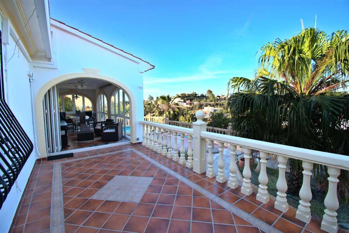 Con Piscina Para 8 Personas Holiday home *