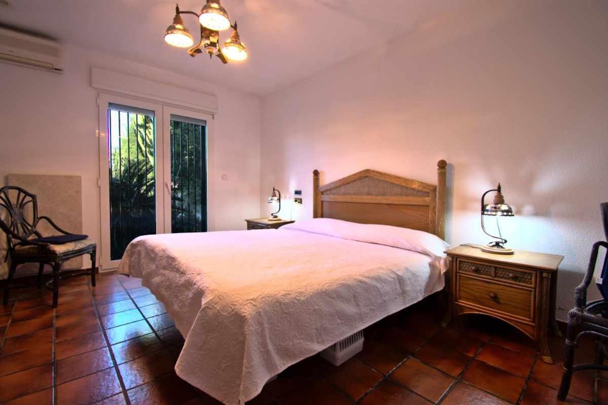 Holiday home Con Piscina Para 8 Personas *