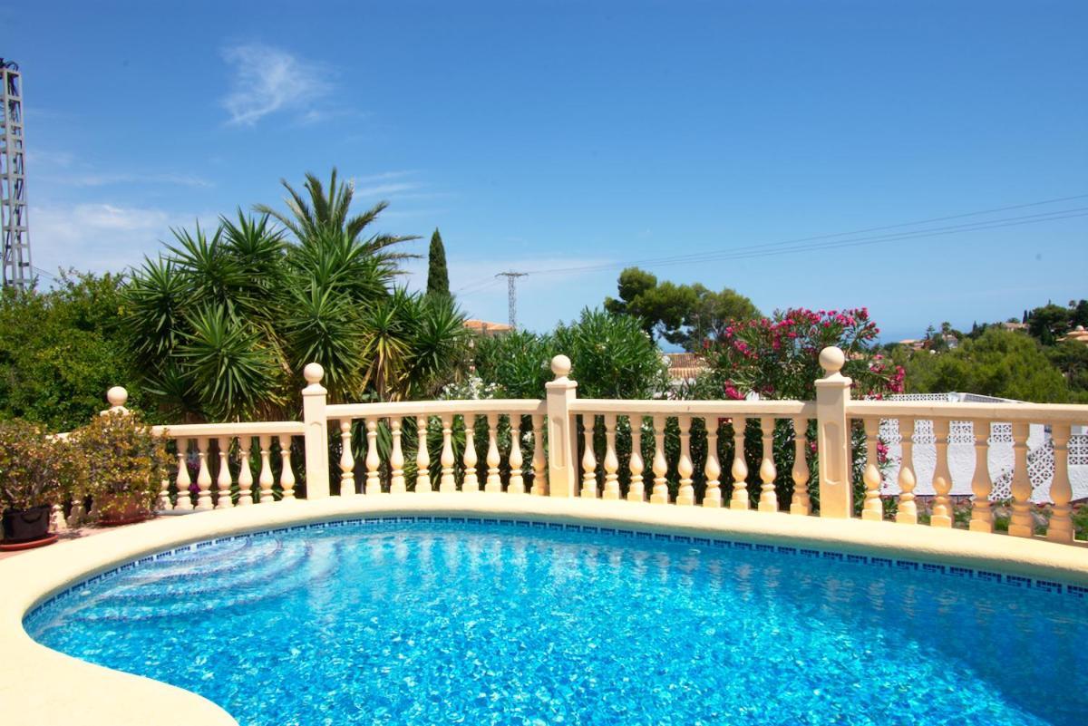 Con Piscina Para 8 Personas Holiday home Denia