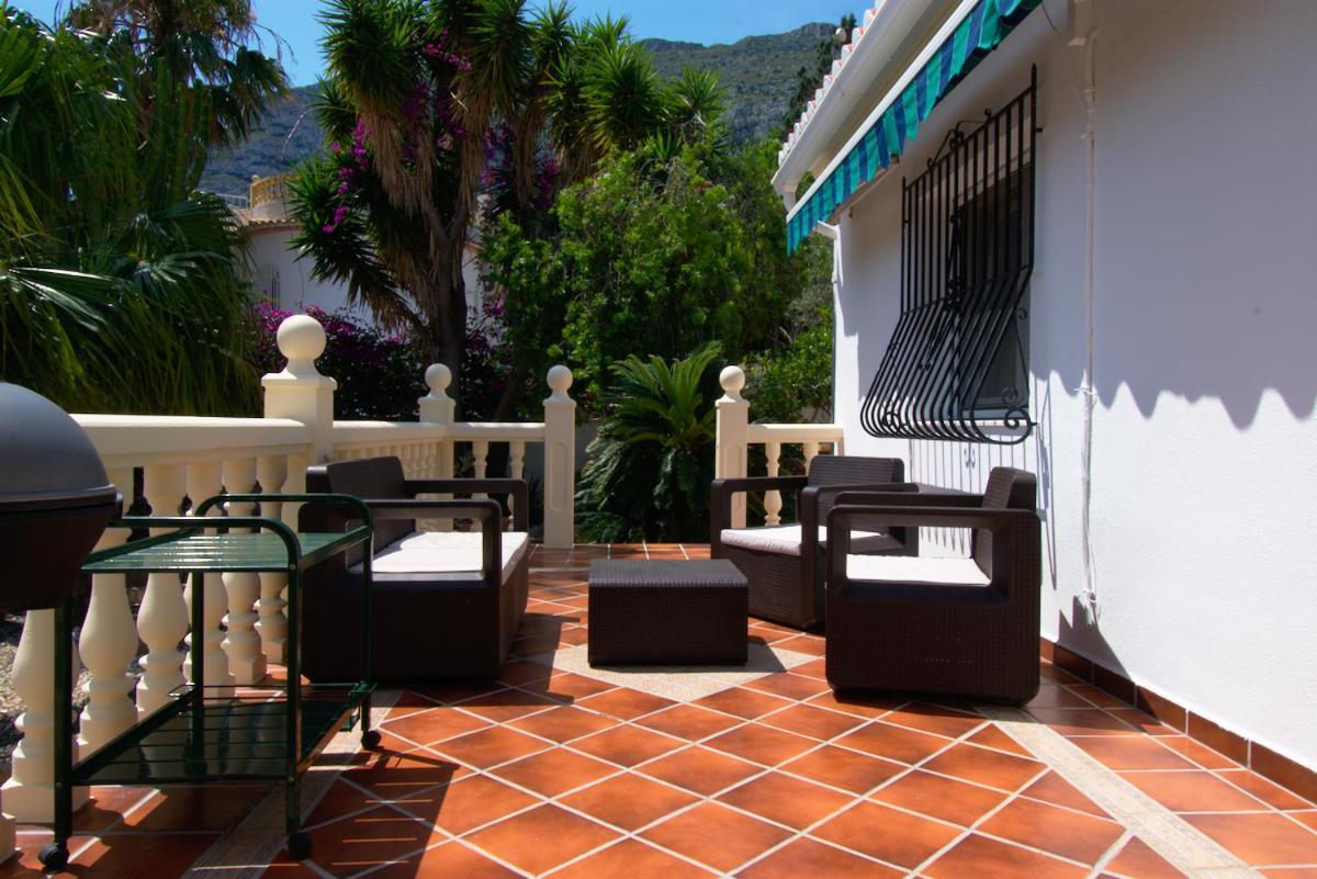Holiday home Con Piscina Para 8 Personas *