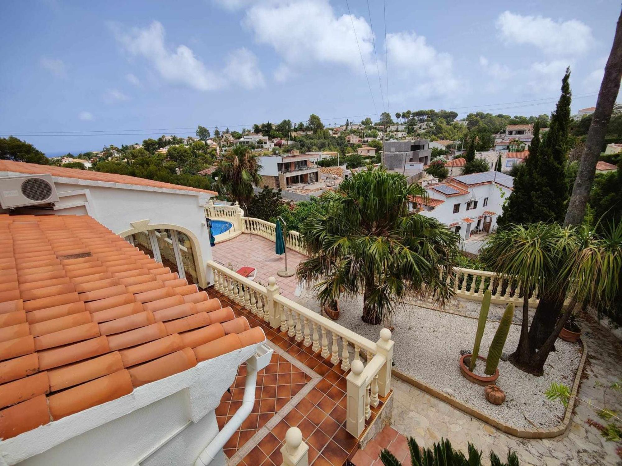 Con Piscina Para 8 Personas Holiday home