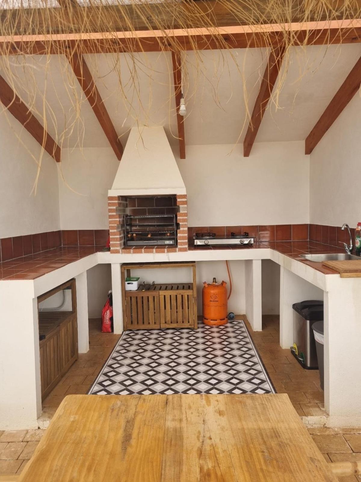 House With Swimming Pool And Amazing Sea And Mountain Views In Montgo, Сasa de vacaciones