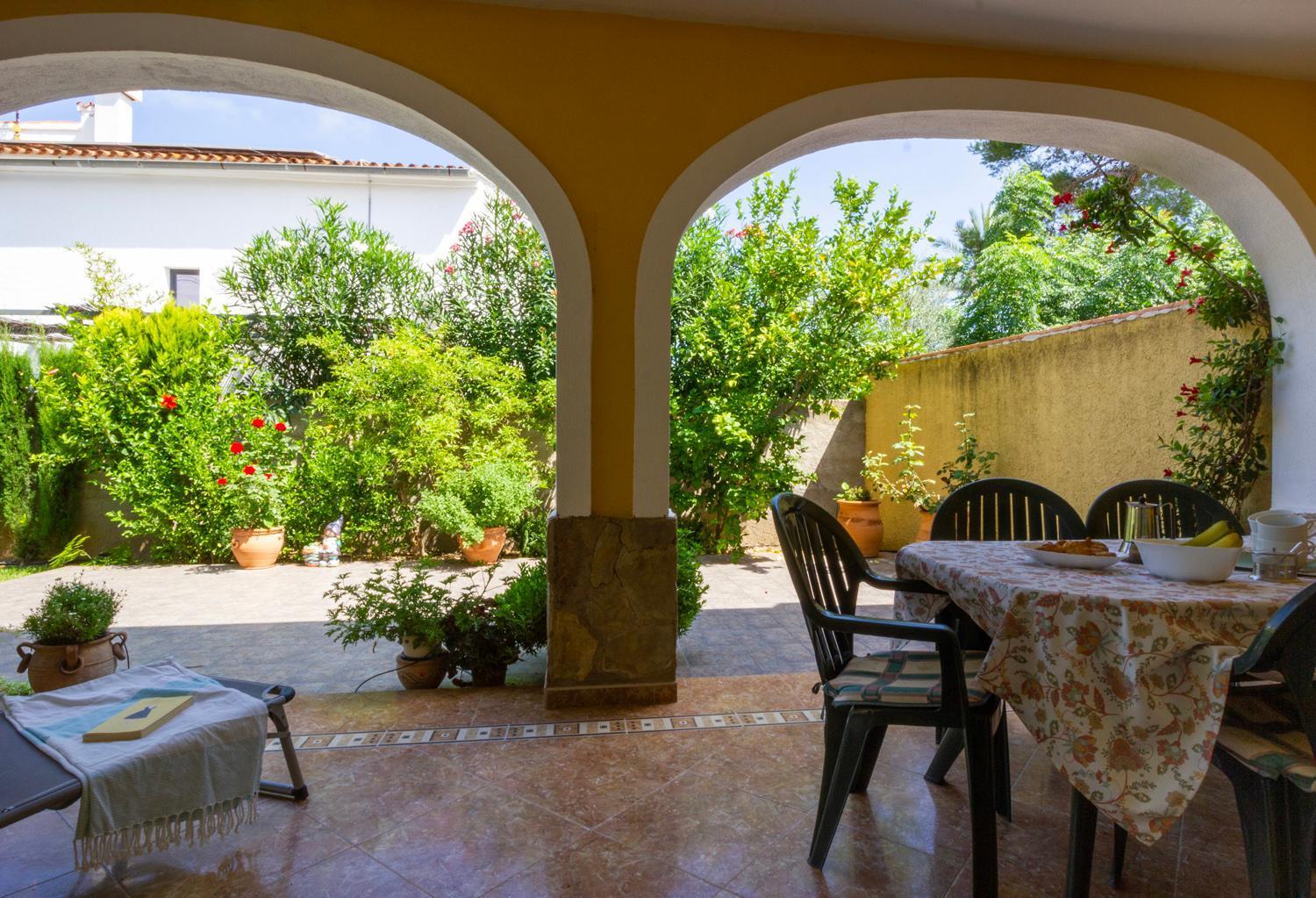 Casa Con Jardin A Pocos Pasos Del Mar Holiday home Denia