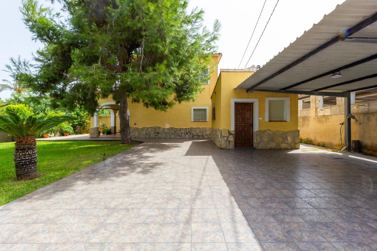 Casa Con Jardin A Pocos Pasos Del Mar Holiday home *