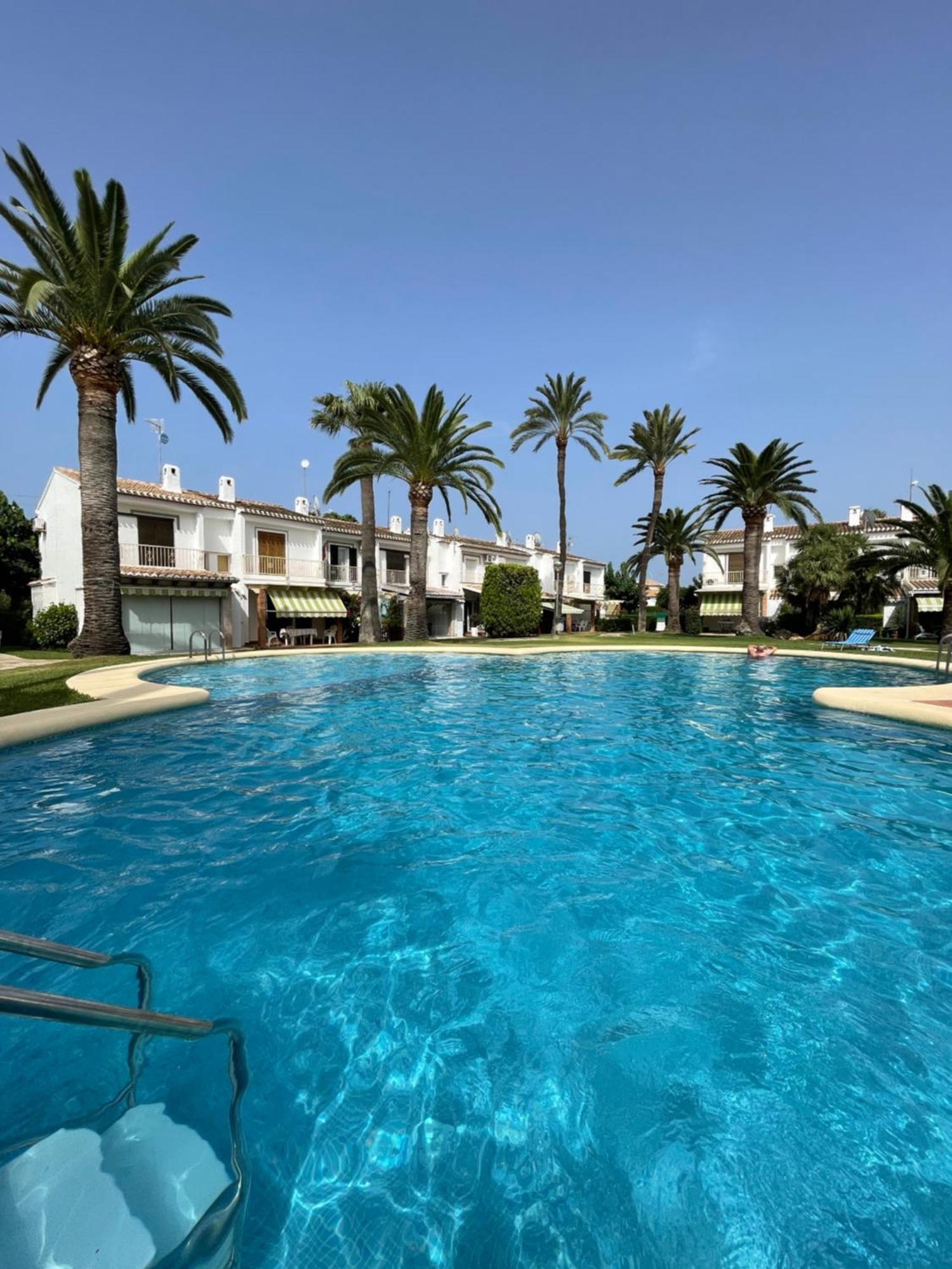 Adorable Bungalow En La Playa De Las Marinas