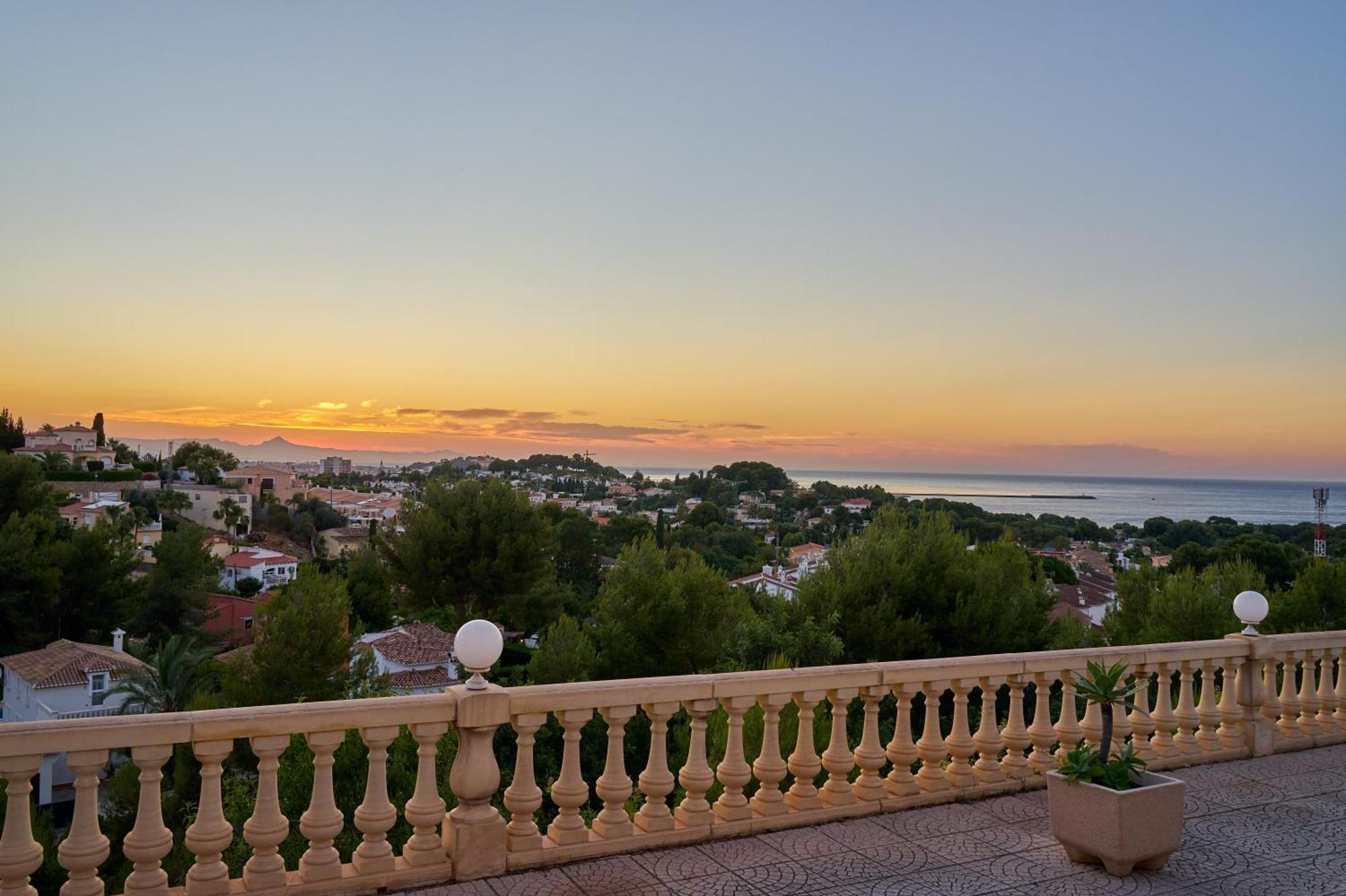 Magnifica Con Impresionantes Vistas Al Mar * Denia
