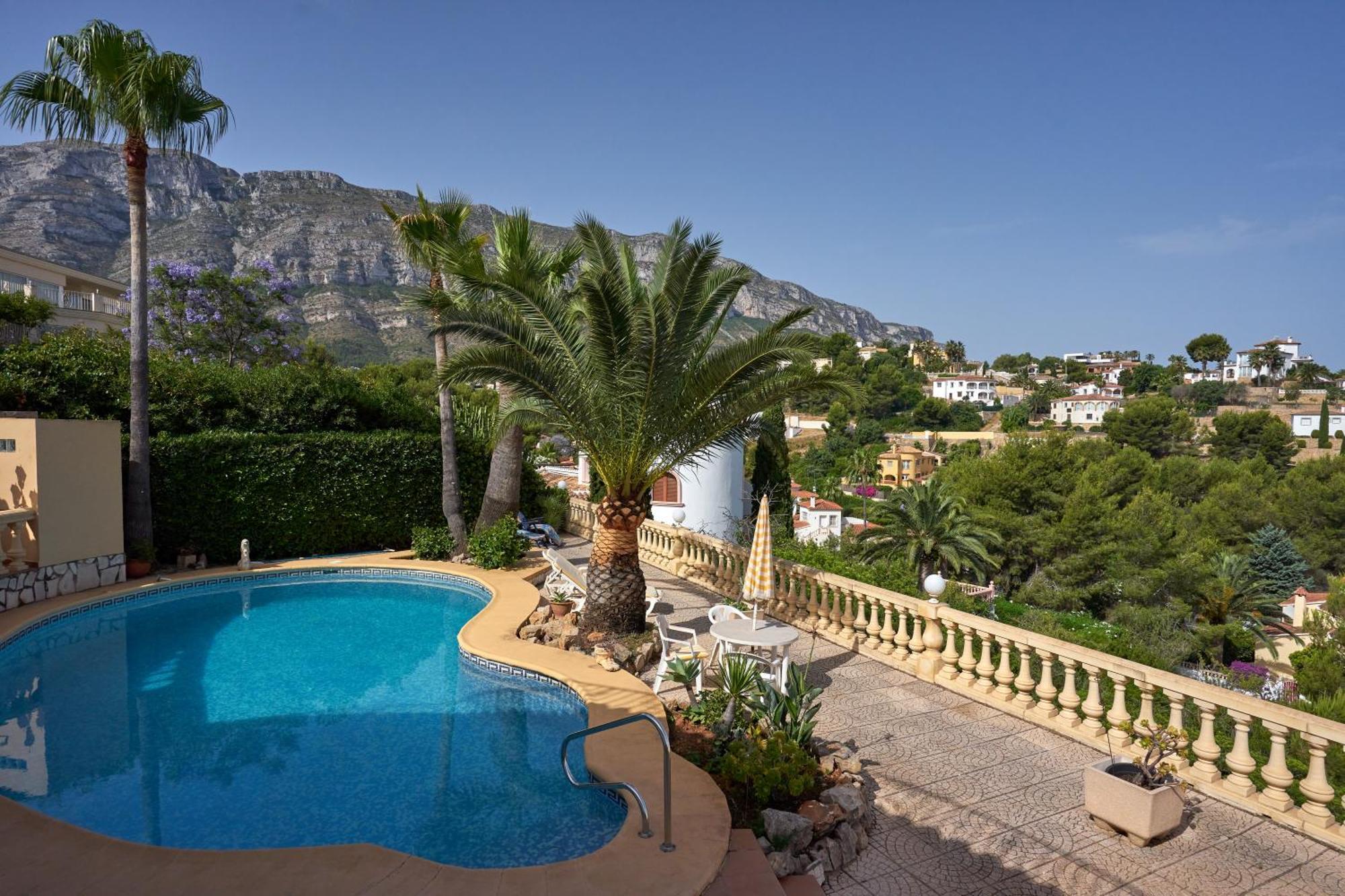 Magnifica Con Impresionantes Vistas Al Mar Villa Denia
