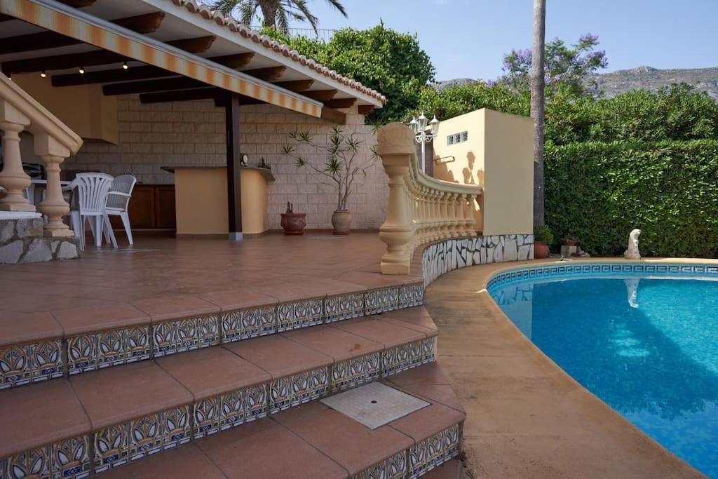 Magnifica Con Impresionantes Vistas Al Mar Villa Dénia