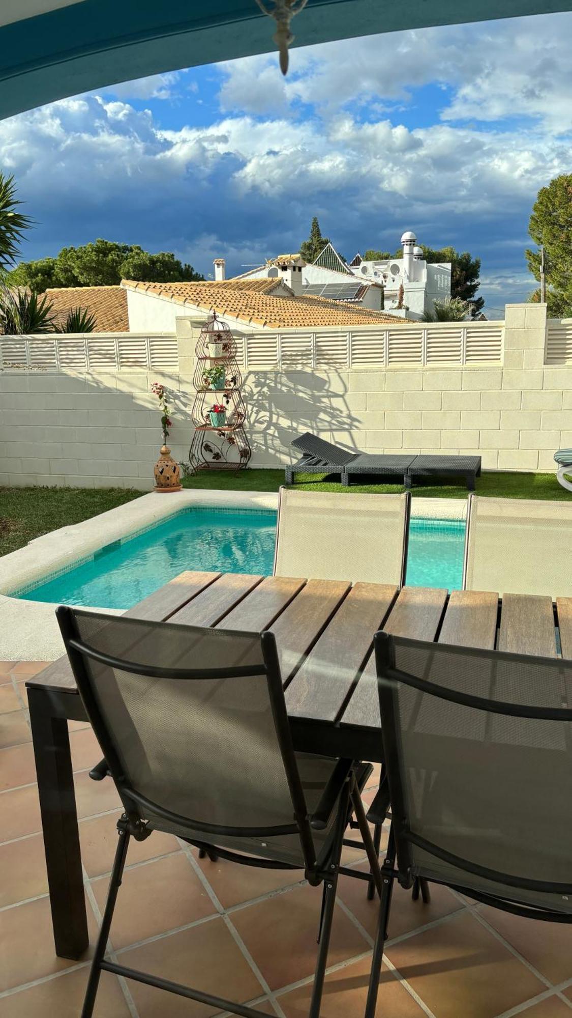 Precioso Independiente En Con Piscina Сasa de vacaciones *