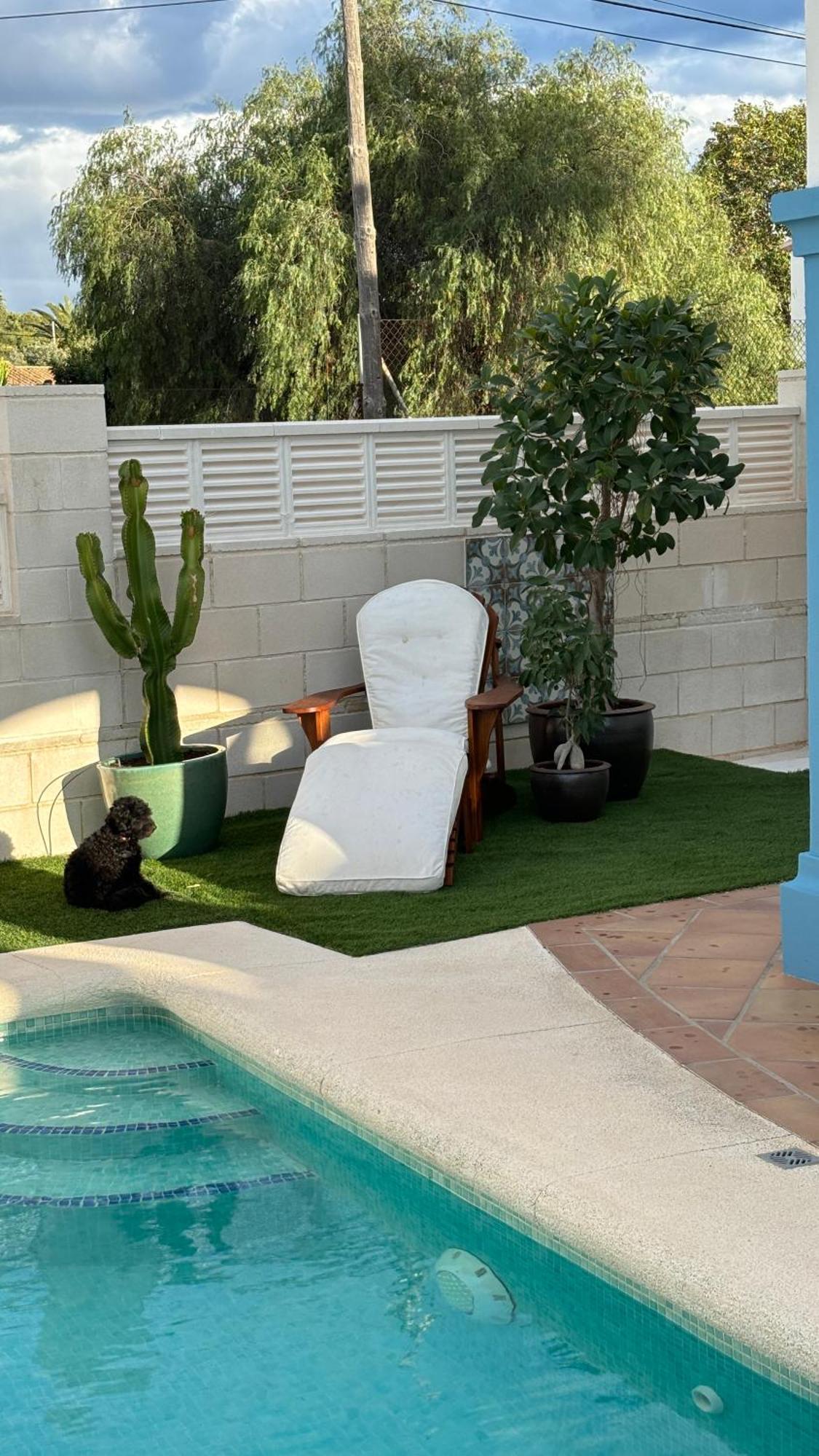 Precioso Independiente En Con Piscina Сasa de vacaciones