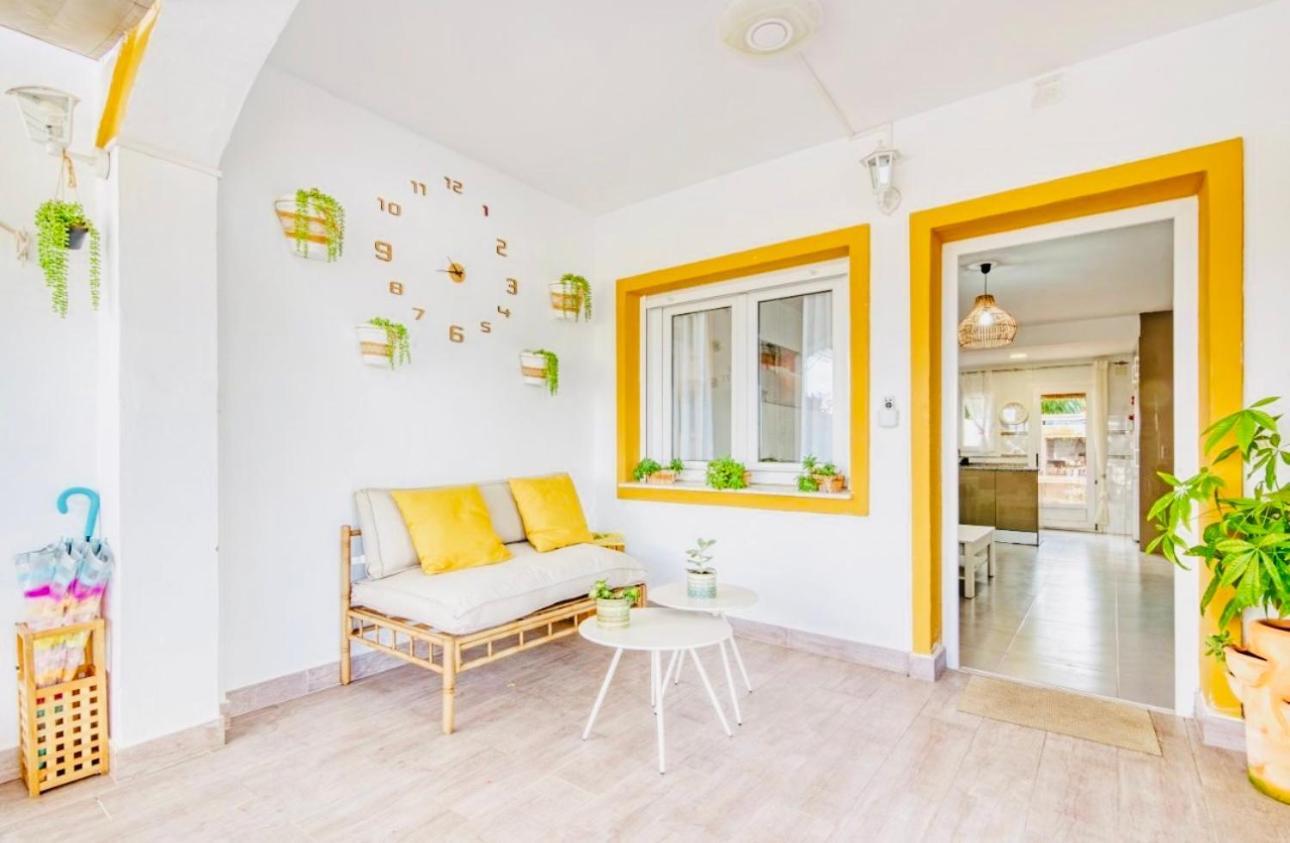 Casa Esther Denia