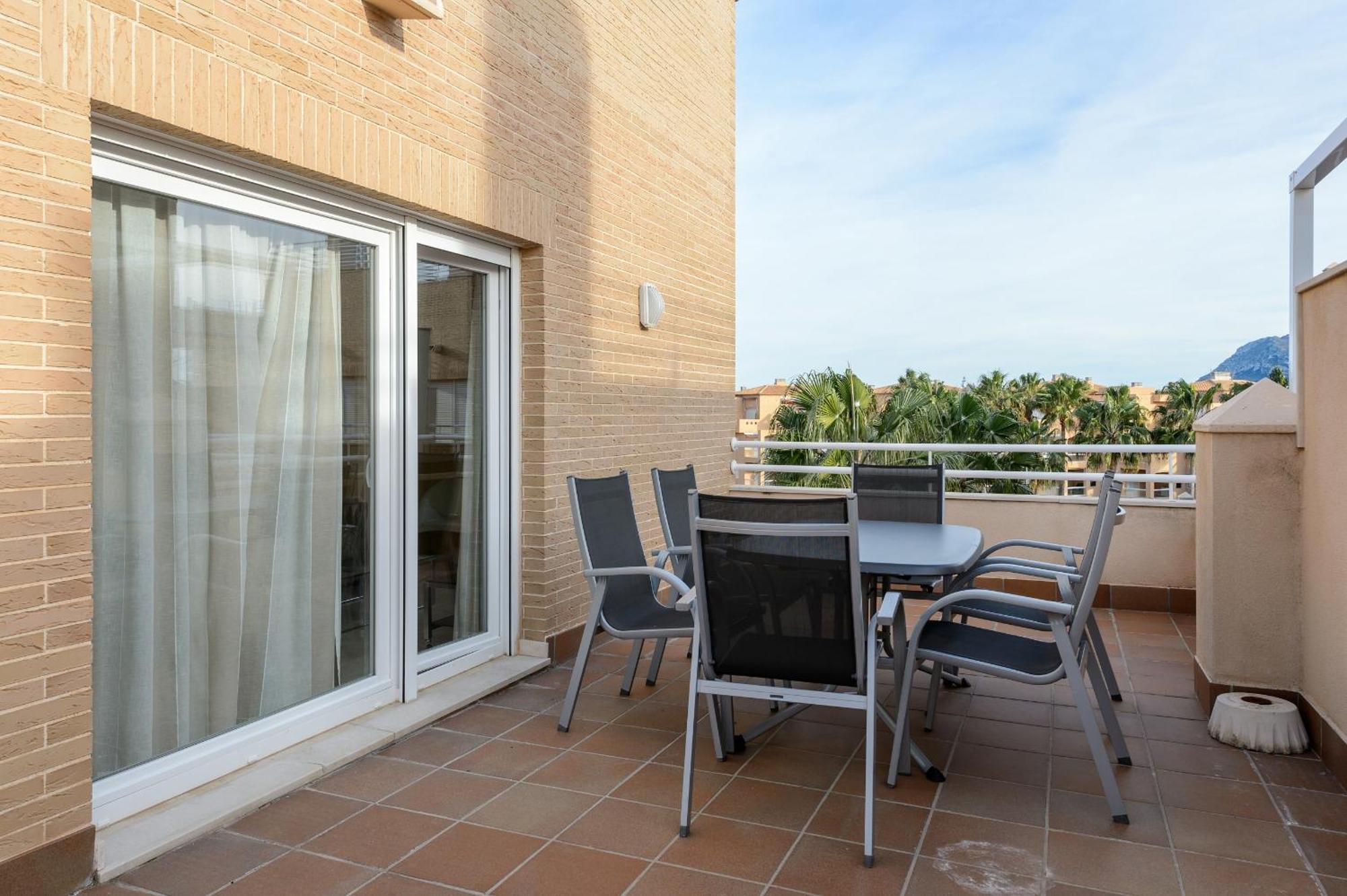 Beachfront * Denia