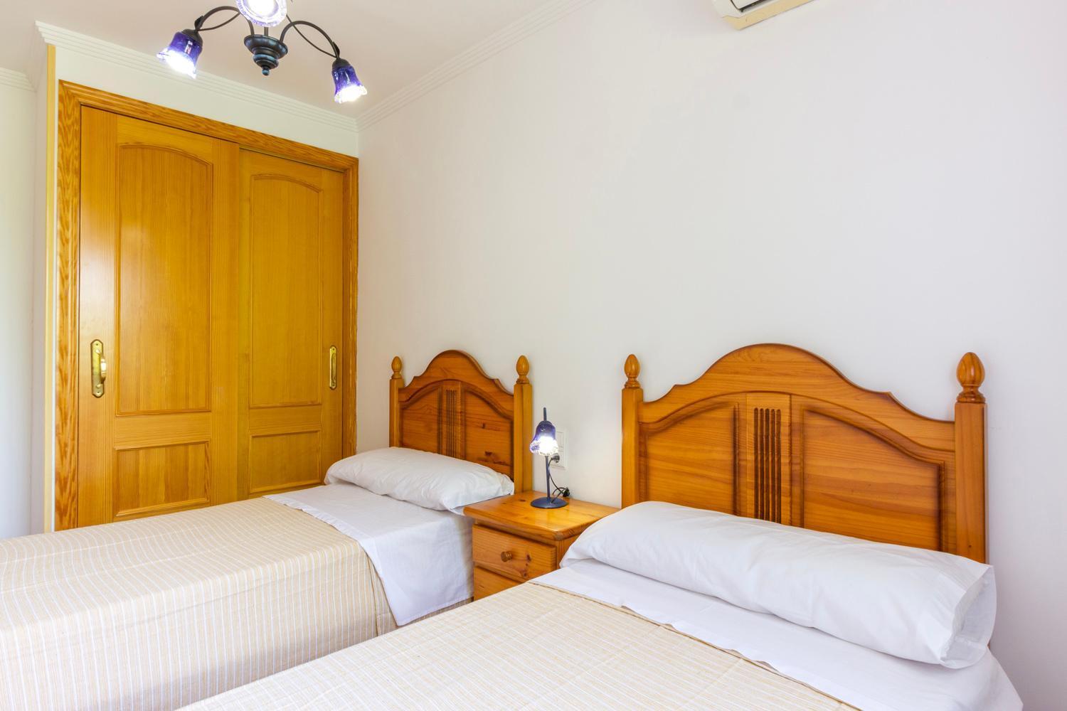 Casa Con Jardin A Pocos Pasos Del Mar Denia