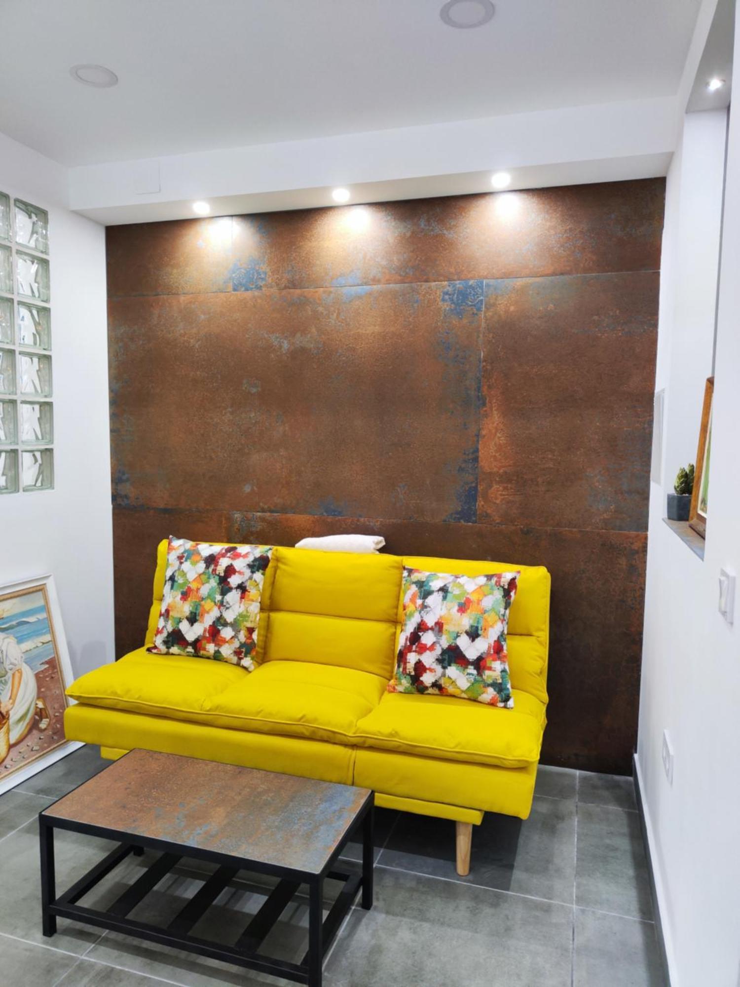 De Lujo Playa Deveses Apartment