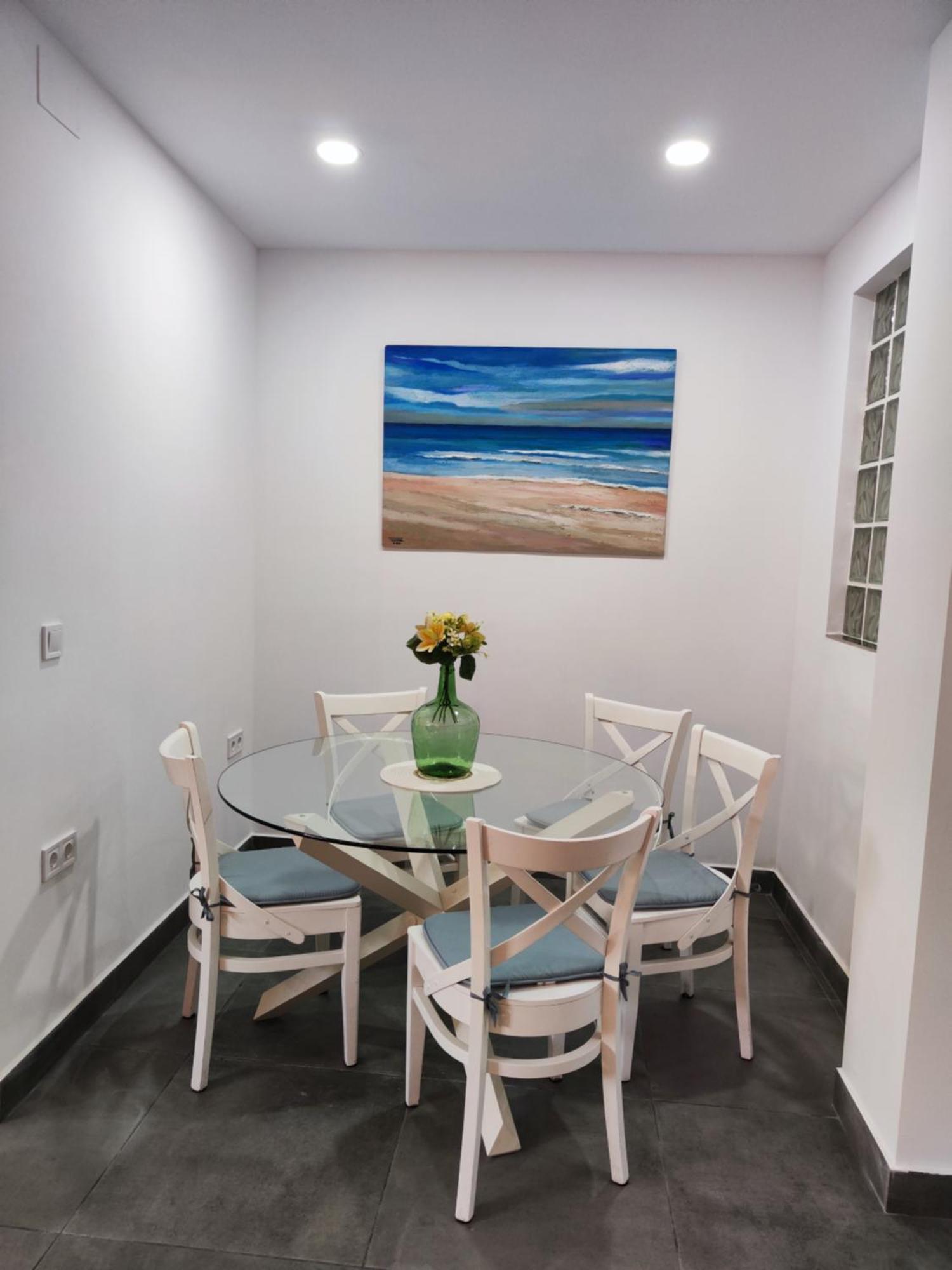 De Lujo Playa Deveses Apartment *