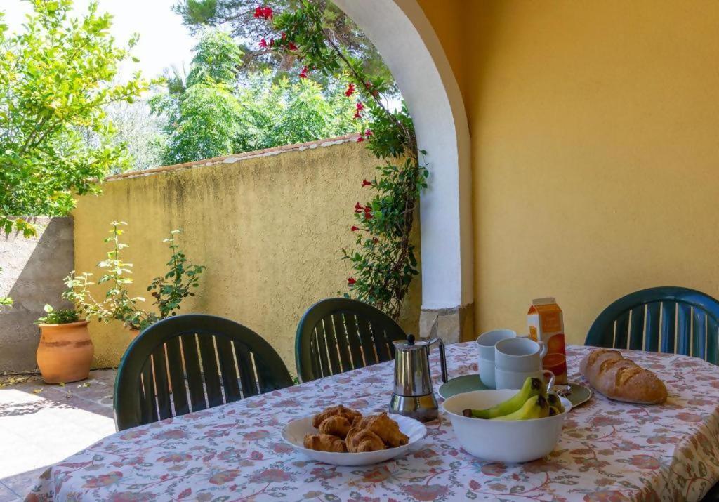 Casa Con Jardin A Pocos Pasos Del Mar Denia