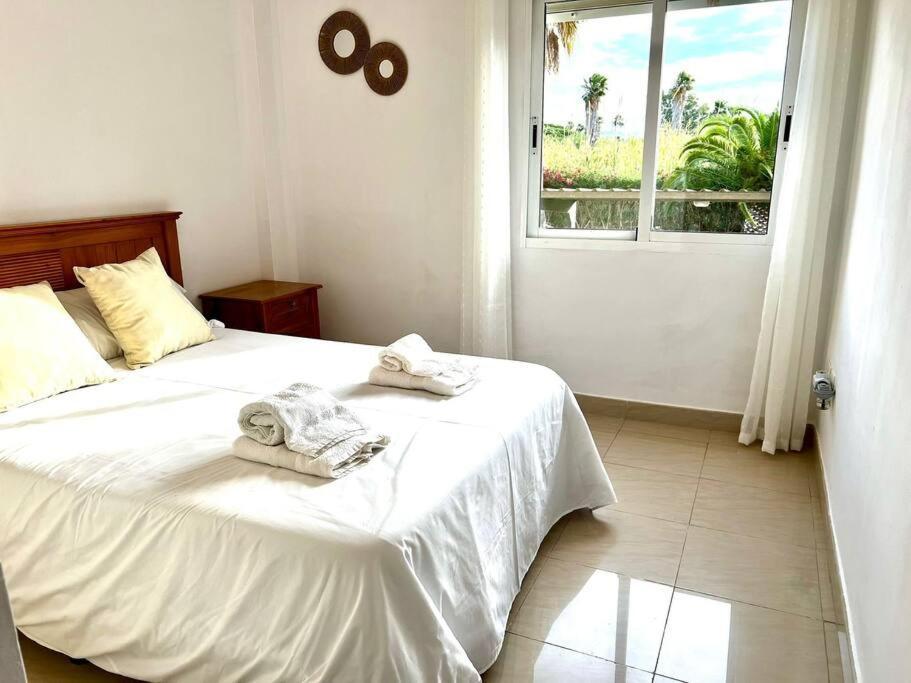 Apartment Place Poolside Retreat Near The Denia