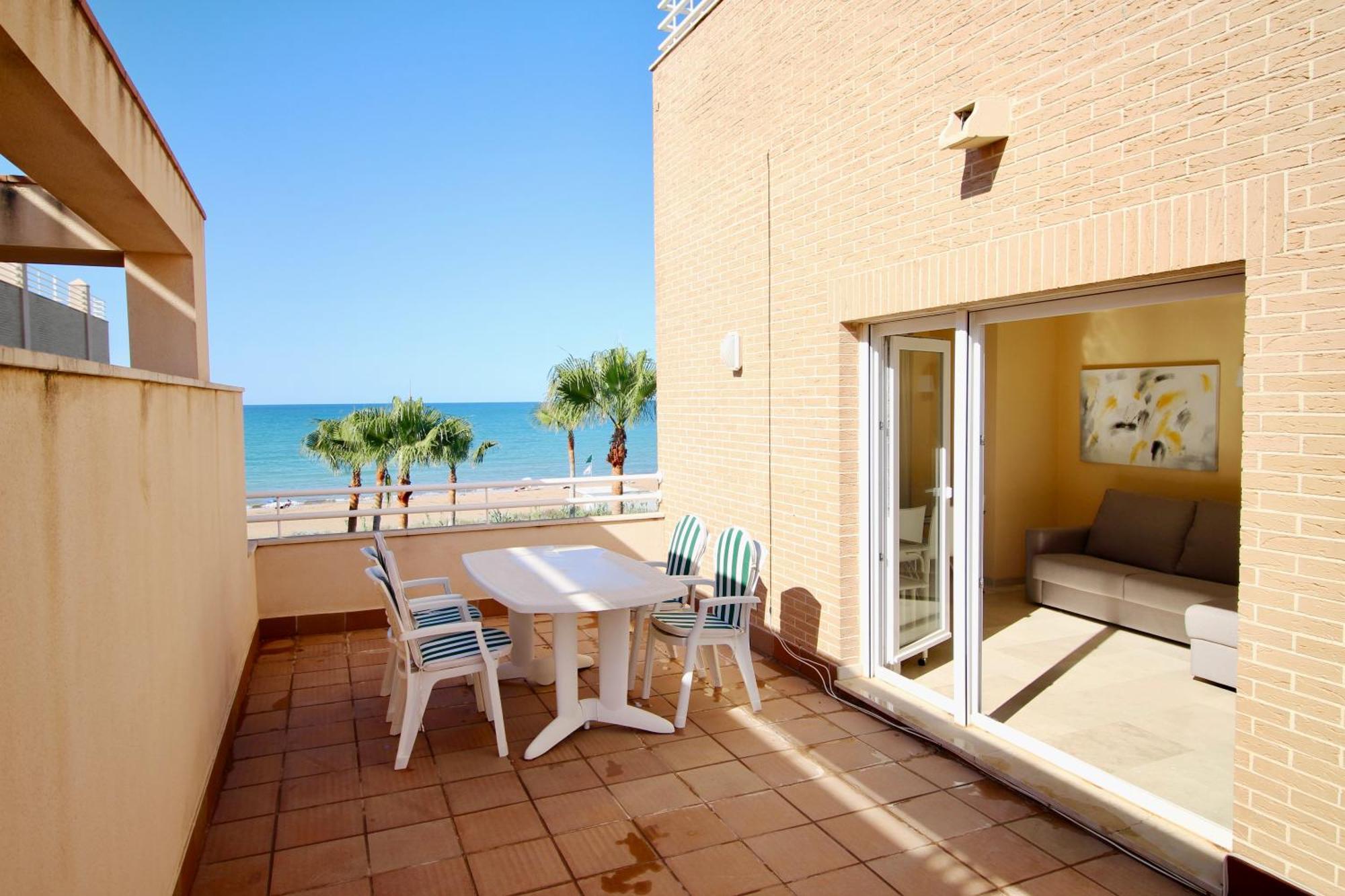 Apartment Atico Con Piscina Privada En Primera Linea *