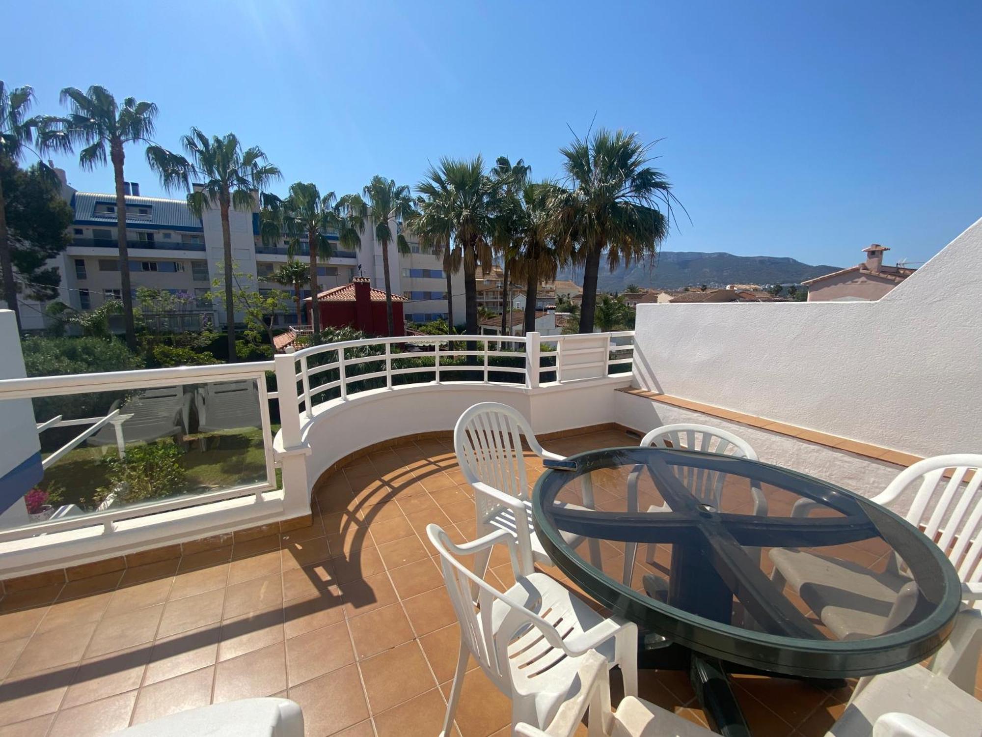 Apartment Sea Views *
