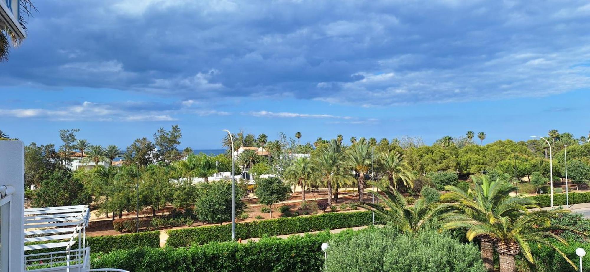 Sea Views *